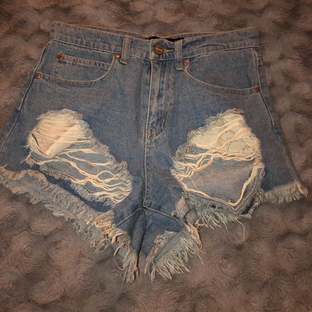 Princess Polly High Waisted Shorts 🍉